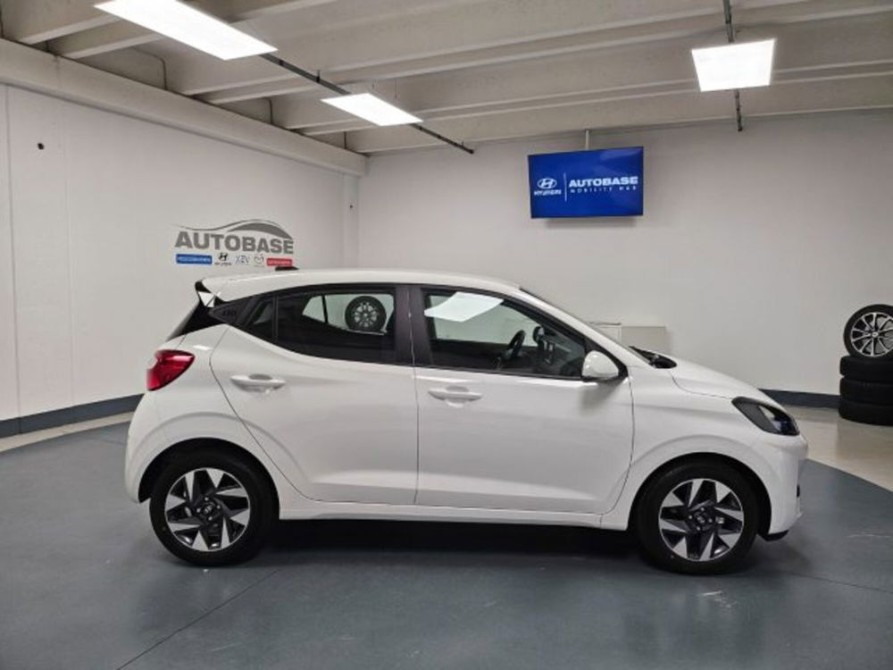 Hyundai i10 nuova a Brescia (5)