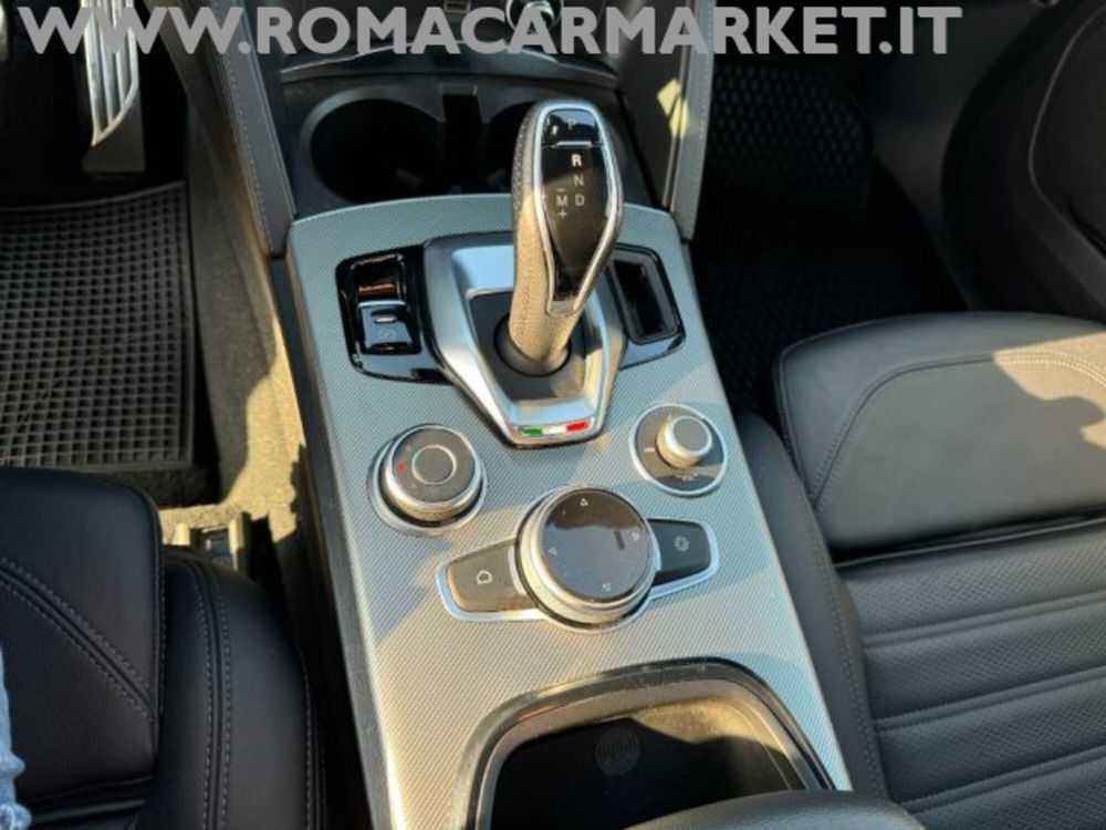 Alfa Romeo Stelvio usata a Roma (11)