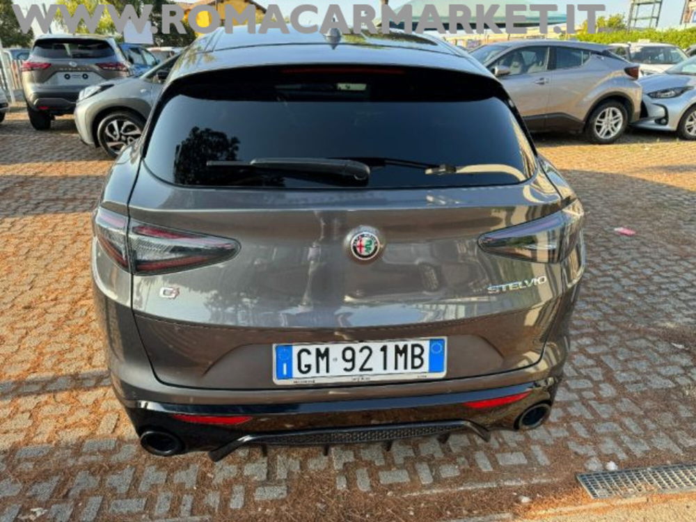 Alfa Romeo Stelvio usata a Roma (4)