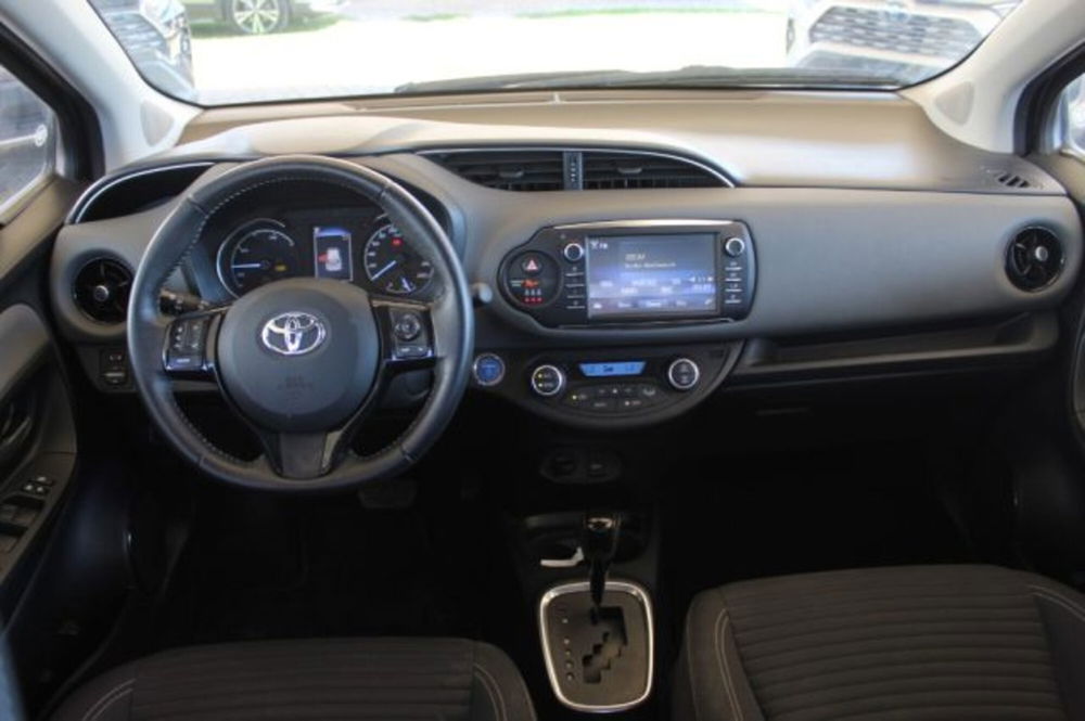 Toyota Yaris usata a Roma (15)