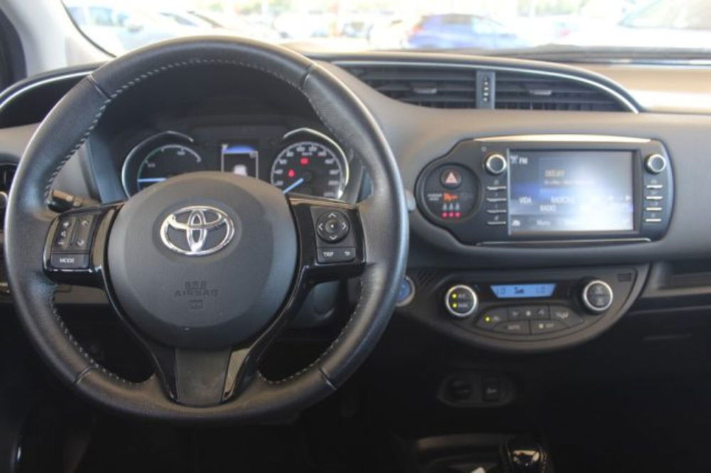 Toyota Yaris usata a Roma (16)