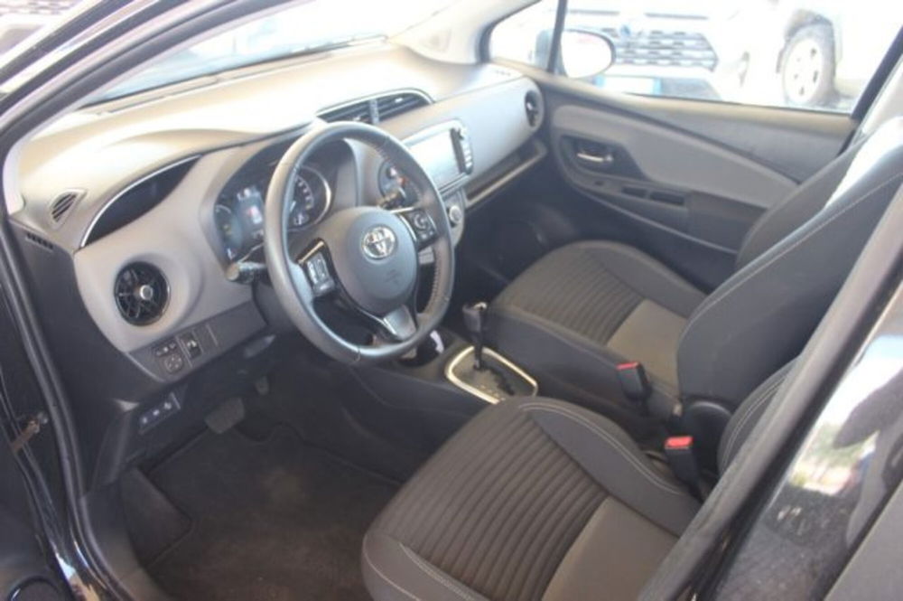 Toyota Yaris usata a Roma (12)