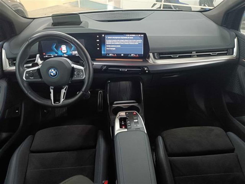 BMW Serie 2 Active Tourer usata a Salerno (6)