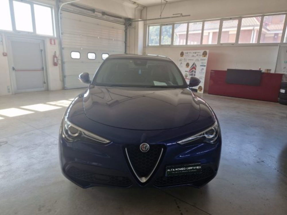 Alfa Romeo Stelvio usata a Terni (2)