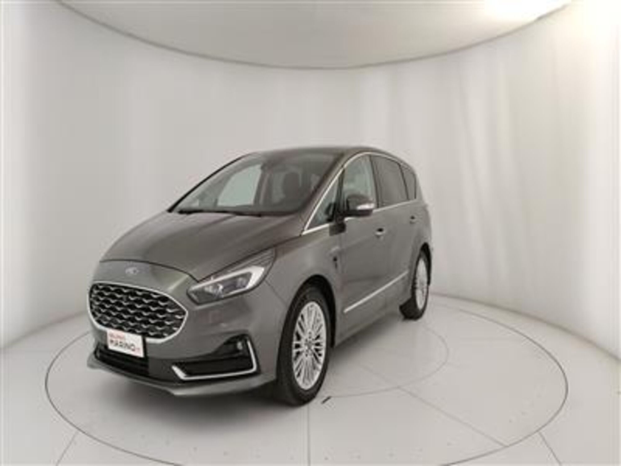 Ford S-Max 2.5 Full Hybrid 190 CV CVT Vignale del 2022 usata a Bari