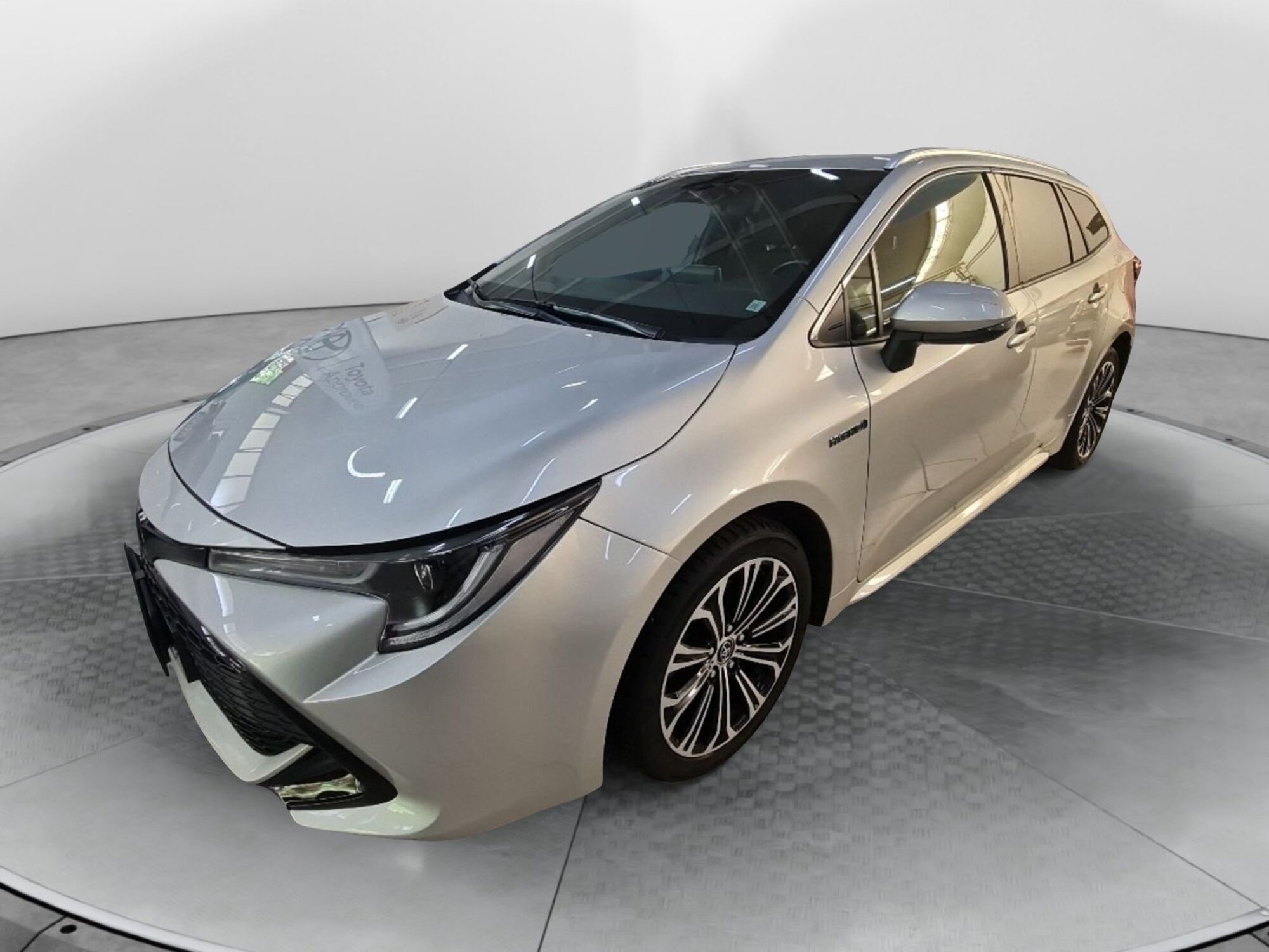 Toyota Corolla Touring Sports 2.0 Hybrid Style  del 2019 usata a San Lazzaro di Savena