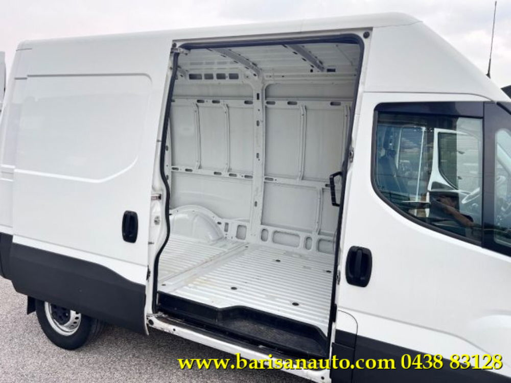 Iveco Daily Furgone usata a Treviso (10)