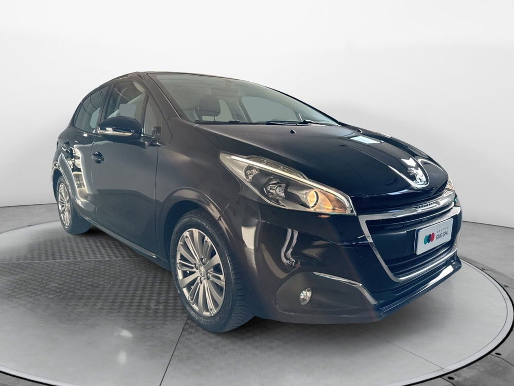 Peugeot 208 usata a Pistoia