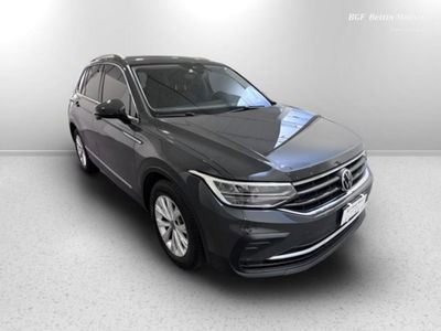 Volkswagen Tiguan 2.0 TDI 150 CV SCR DSG Life del 2021 usata a Piove di Sacco