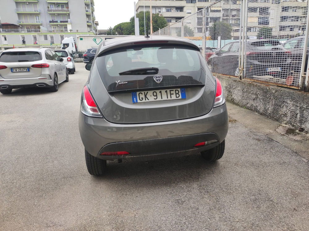 Lancia Ypsilon usata a Salerno (11)