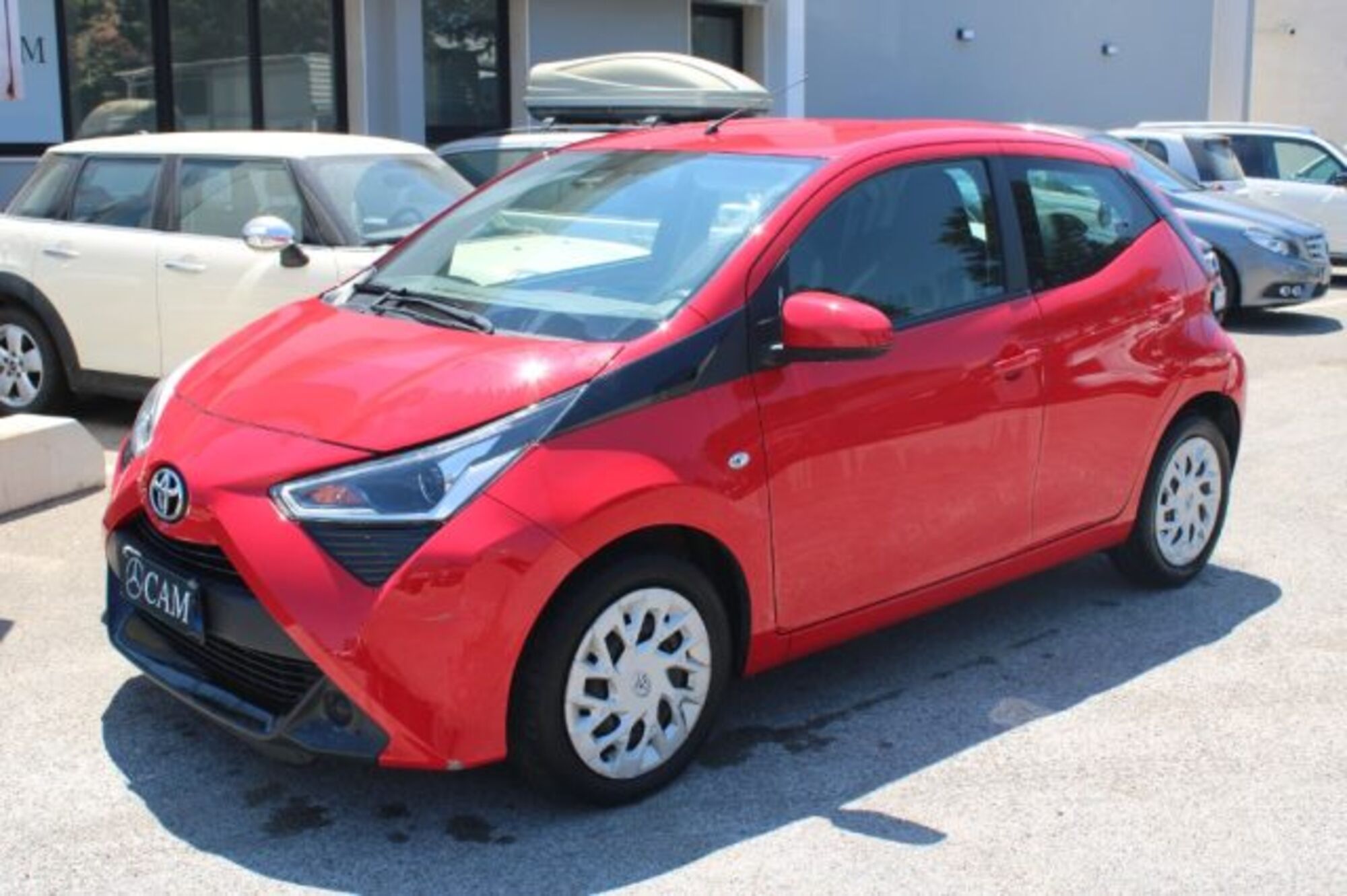 Toyota Aygo Connect 1.0 VVT-i 72 CV 5 porte x-cool del 2021 usata a Lecce