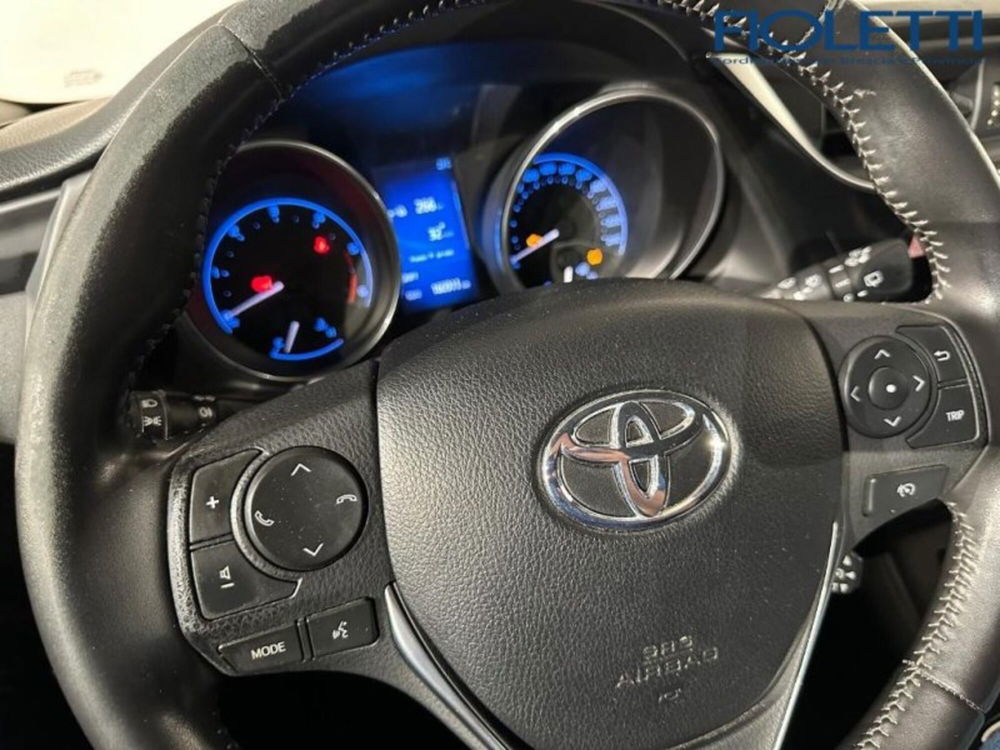 Toyota Auris usata a Brescia (6)