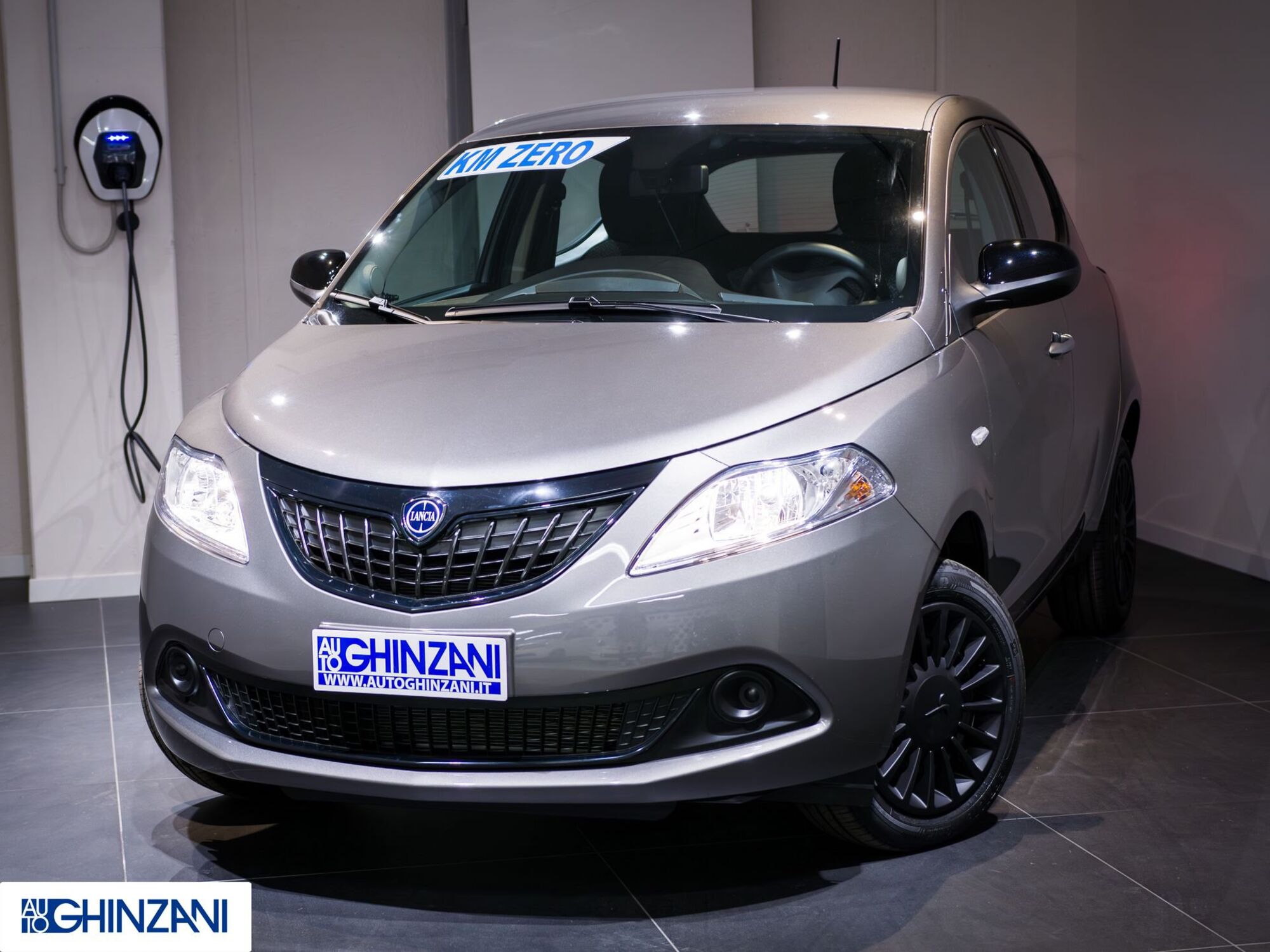 Lancia Ypsilon 1.0 FireFly 5 porte S&amp;S Hybrid Ecochic Silver  nuova a San Paolo d&#039;Argon