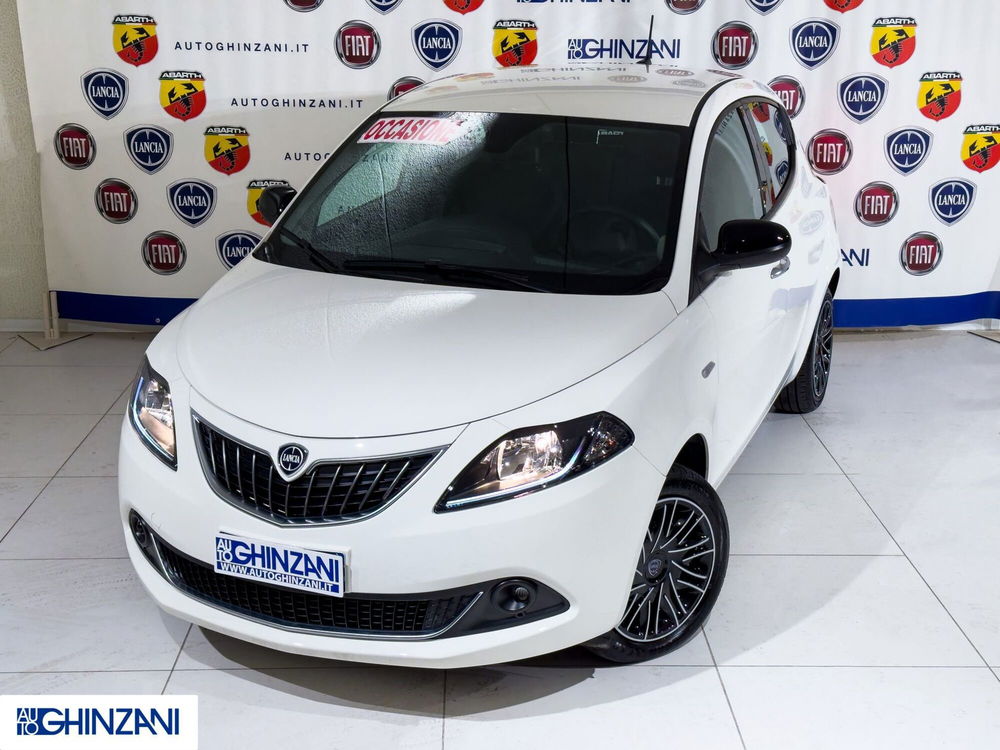 Lancia Ypsilon usata a Bergamo (2)