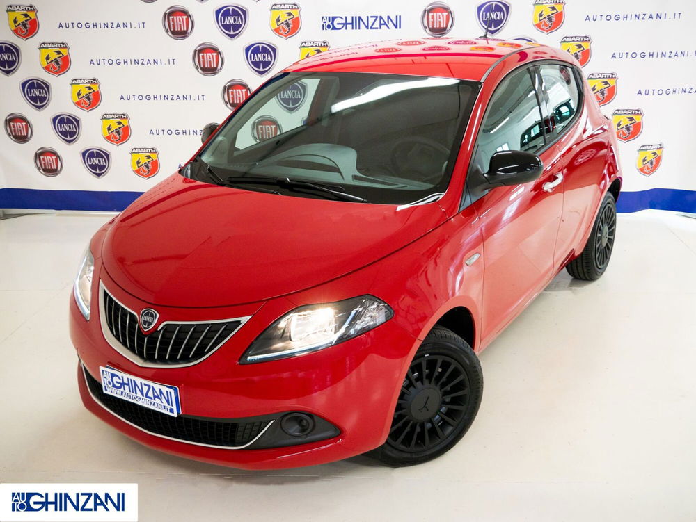 Lancia Ypsilon nuova a Bergamo (2)