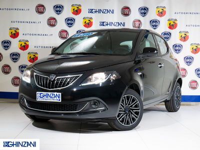 Lancia Ypsilon 1.0 FireFly 5 porte S&amp;S Hybrid Silver Plus nuova a San Paolo d&#039;Argon