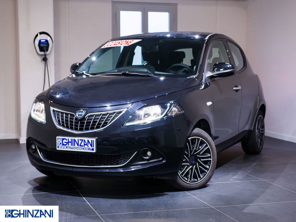 Lancia Ypsilon nuova a Bergamo