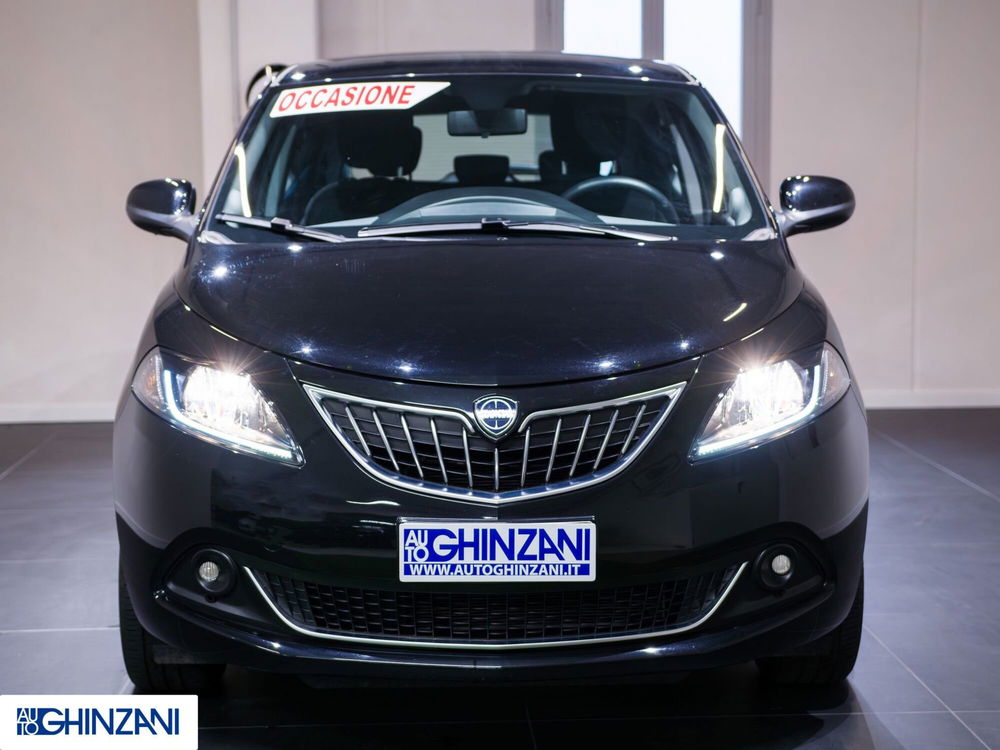 Lancia Ypsilon usata a Bergamo (3)