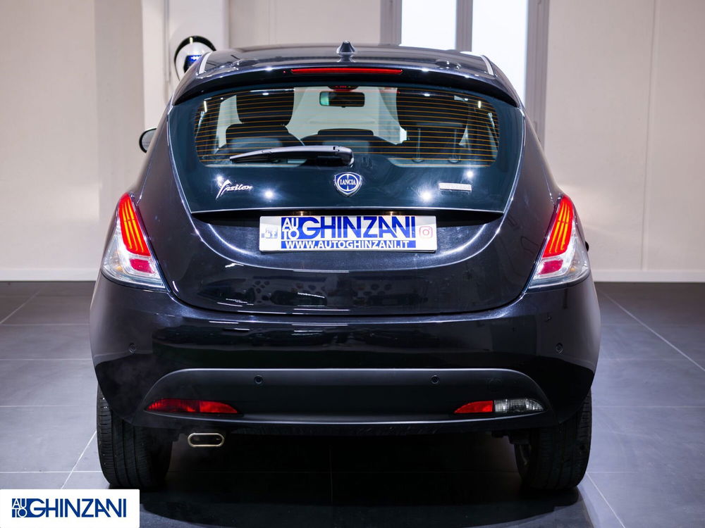 Lancia Ypsilon usata a Bergamo (4)