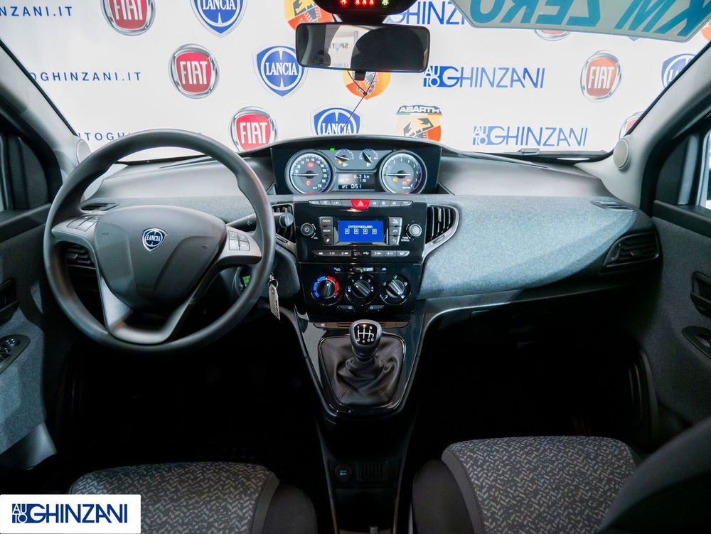 Lancia Ypsilon nuova a Bergamo (11)