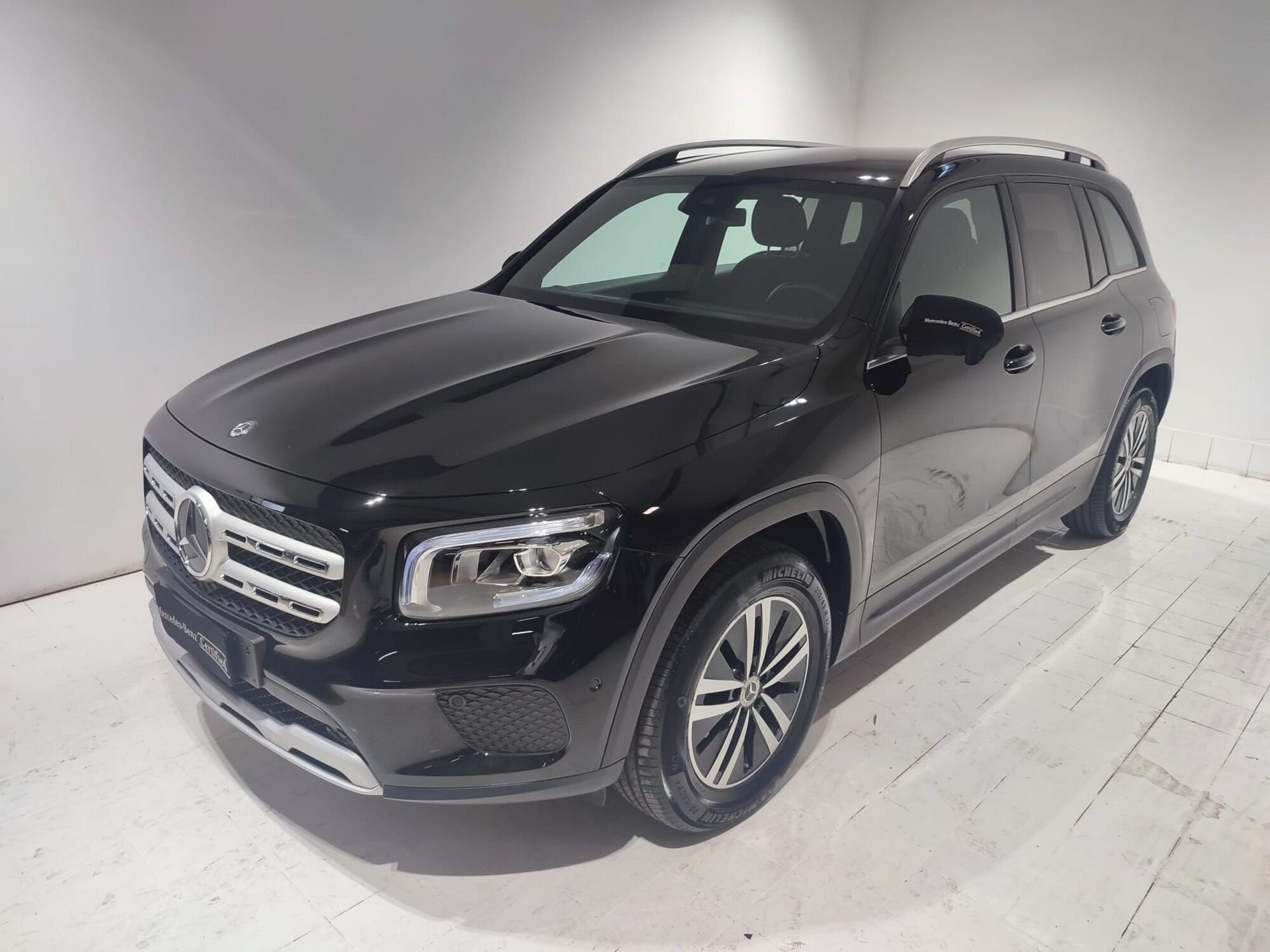 Mercedes-Benz GLB 180 d Automatic Business del 2021 usata a Cardito