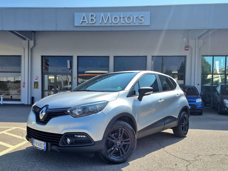 Renault Captur 0.9 TCe 12V 90 CV Start&amp;Stop Life del 2015 usata a Gallarate