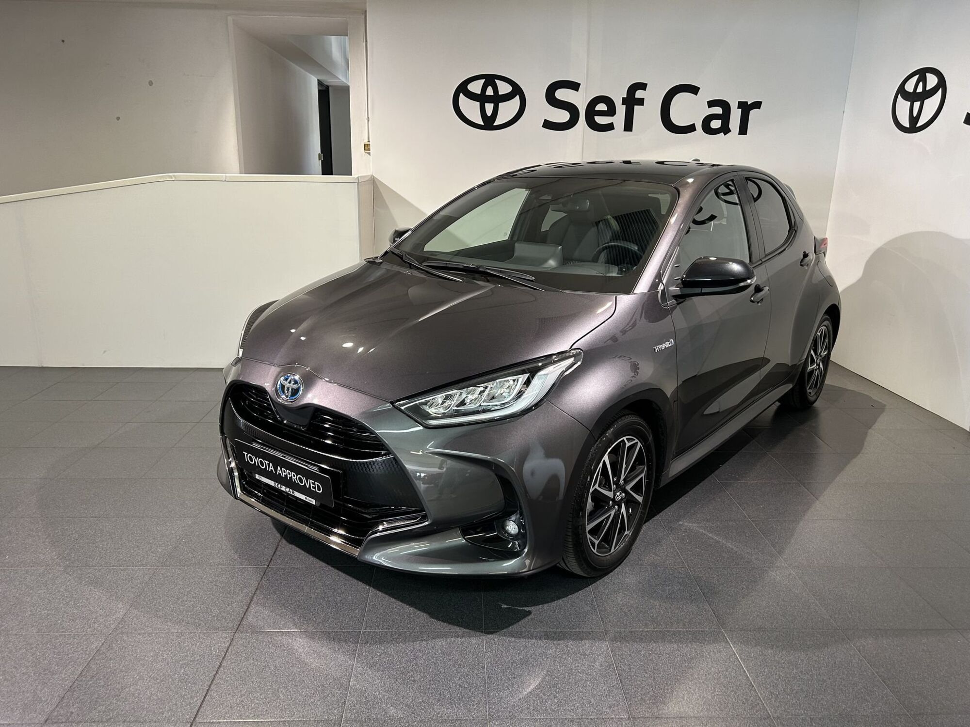 Toyota Yaris 1.5 Hybrid 5 porte Lounge del 2021 usata a Milano