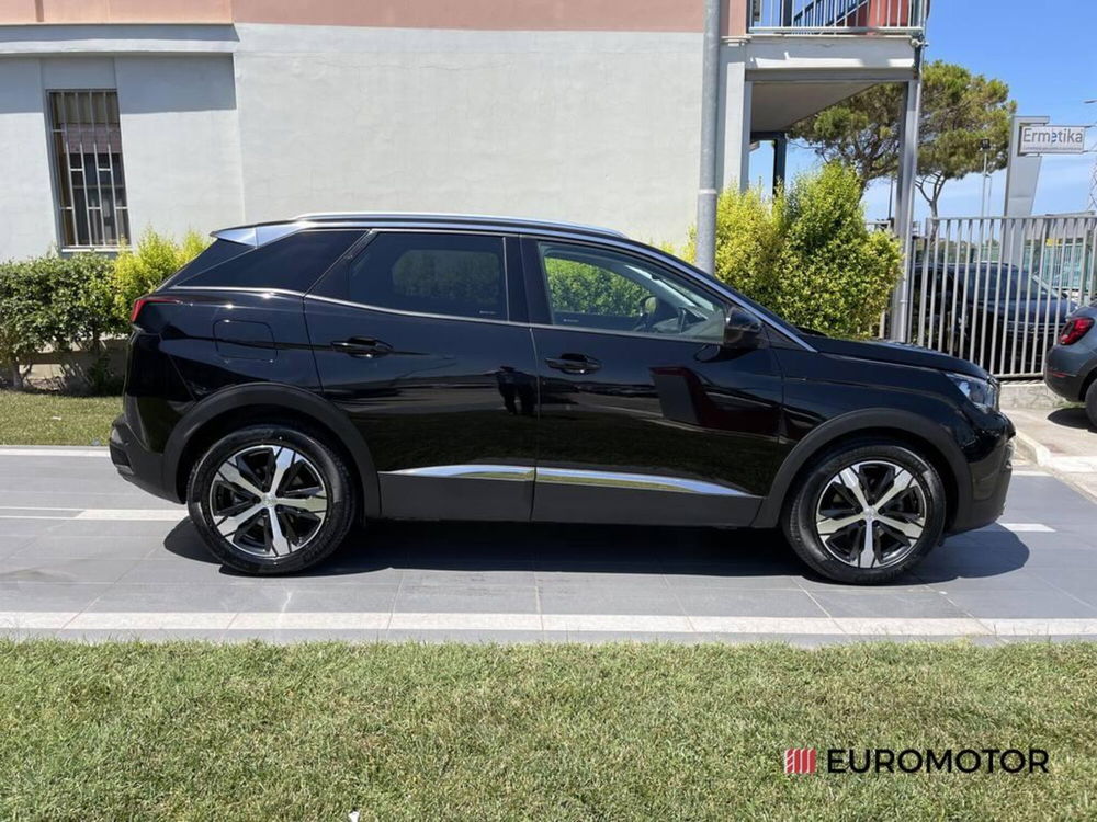 Peugeot 3008 usata a Bari (4)