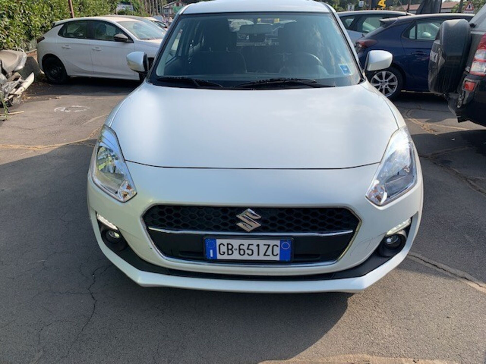 Suzuki Swift 1.2 Hybrid Easy Top del 2024 usata a Catania