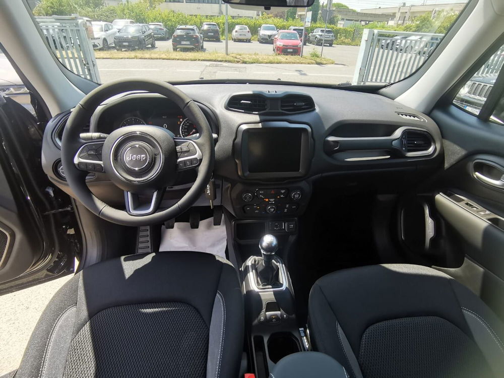 Jeep Renegade nuova a Arezzo (13)