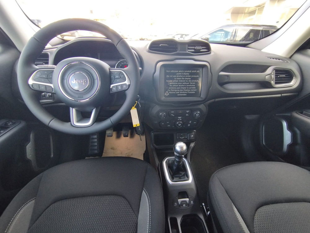 Jeep Renegade nuova a Arezzo (15)