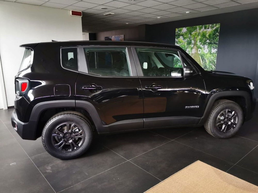 Jeep Renegade nuova a Arezzo (6)