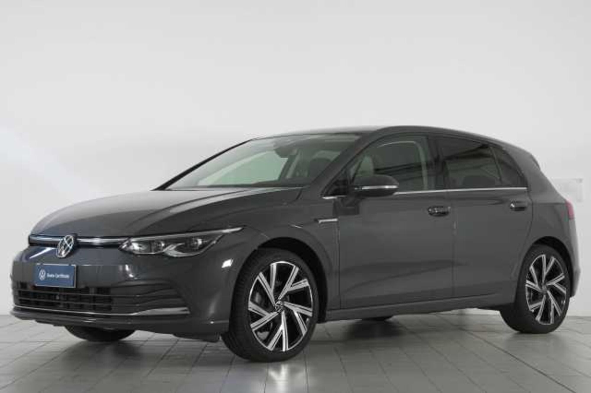 Volkswagen Golf 1.5 etsi Style 150cv dsg del 2020 usata a Barni