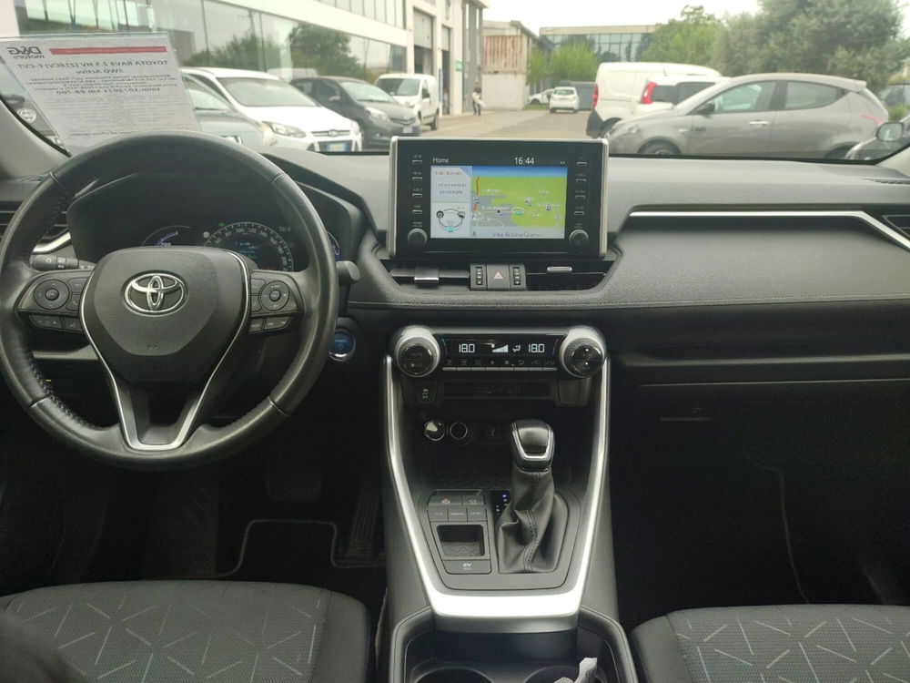 Toyota Rav4 usata a Modena (13)