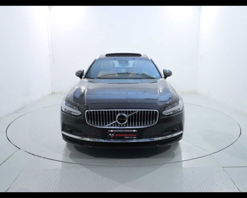 Volvo V90 B4 (d) AWD automatico Plus Bright del 2022 usata a Castenaso