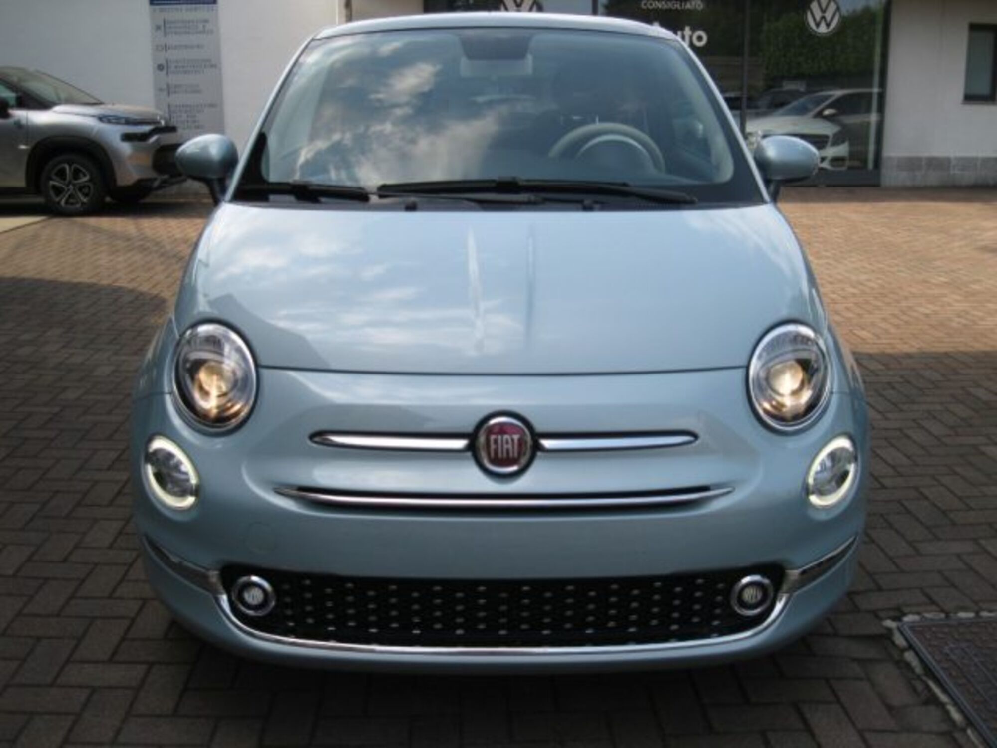 Fiat 500 1.0 Hybrid Dolcevita  del 2023 usata a Lentate sul Seveso