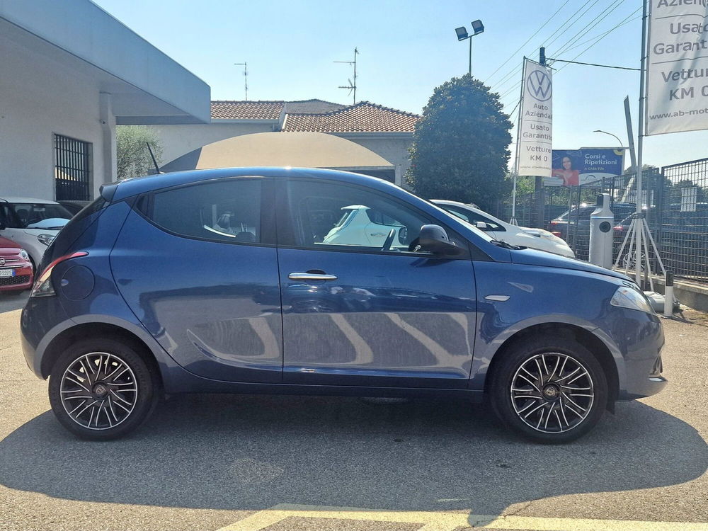 Lancia Ypsilon usata a Varese (4)