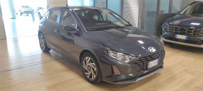 Hyundai i20 1.2 mpi Connectline mt nuova a Bari