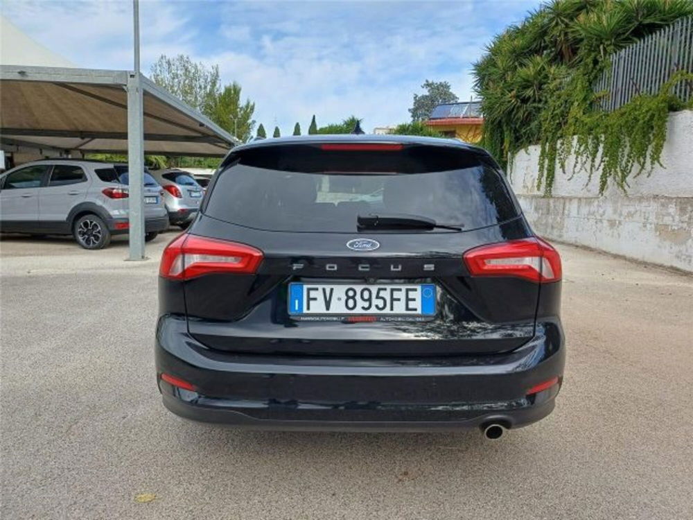 Ford Focus Station Wagon usata a Bari (5)