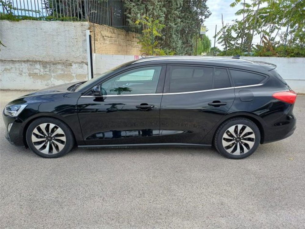 Ford Focus Station Wagon usata a Bari (7)