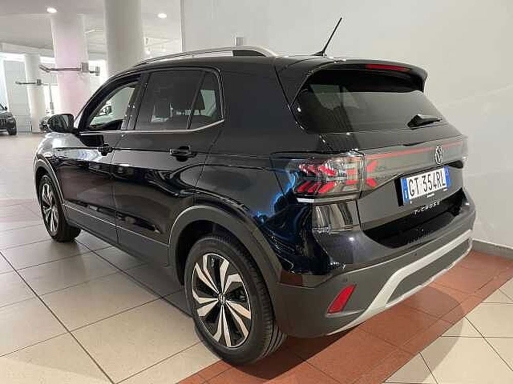 Volkswagen T-Cross nuova a Genova (3)