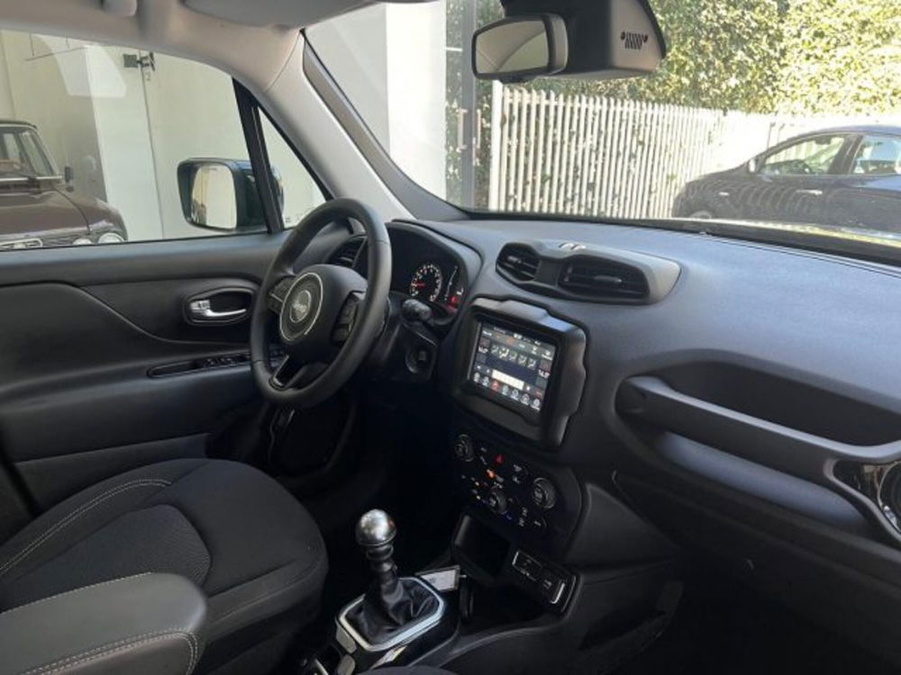 Jeep Renegade usata a Napoli (11)