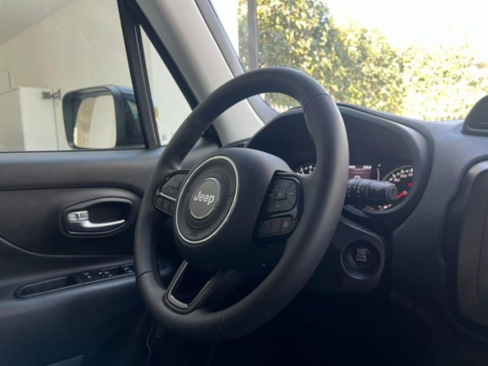 Jeep Renegade usata a Napoli (12)