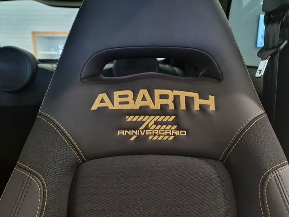 Abarth 695 nuova a Torino (15)