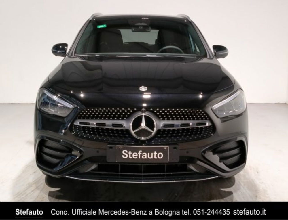 Mercedes-Benz GLA SUV nuova a Bologna (4)