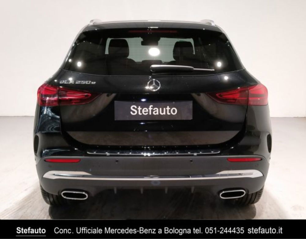 Mercedes-Benz GLA SUV nuova a Bologna (6)