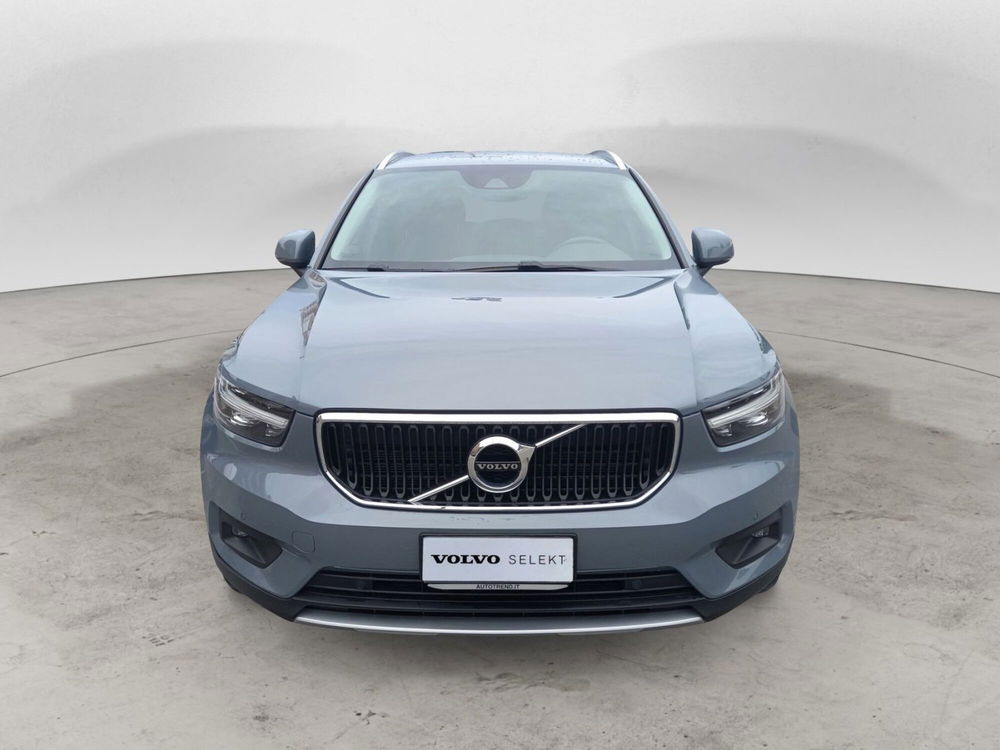 Volvo XC40 usata a Bari (3)