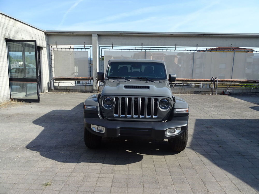 Jeep Gladiator nuova a Lucca (7)