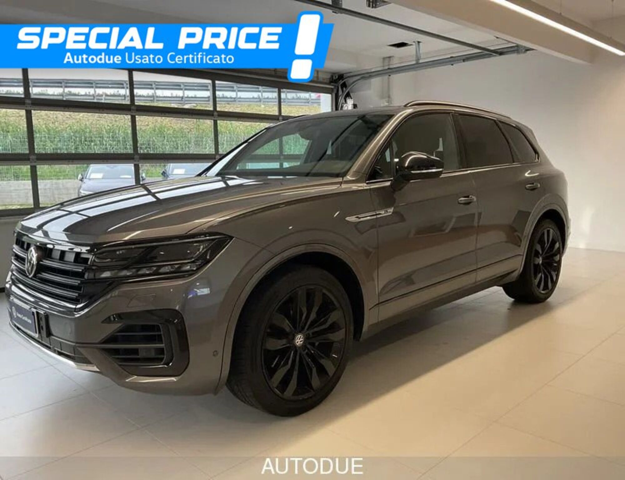 Volkswagen Touareg 3.0 V6 TDI 286 CV SCR Advanced del 2019 usata a Salerno