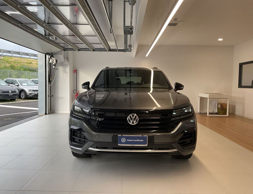 Volkswagen Touareg usata a Salerno (3)